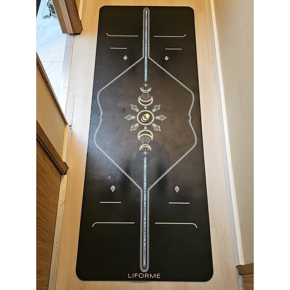Travel Yoga Mat Liforme Vibrant Cosmic Moon Design - 26 3/4" x 72 1/2"